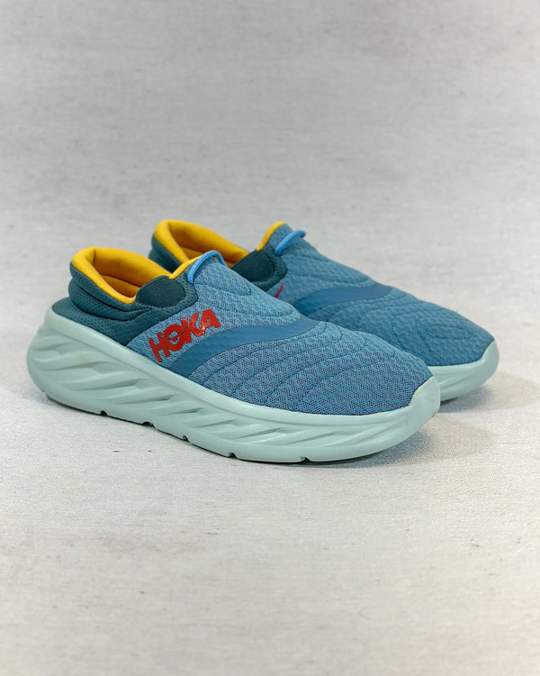 کفش هوکا ریکاوری اصل – نمای کناری راست در رنگ آبی