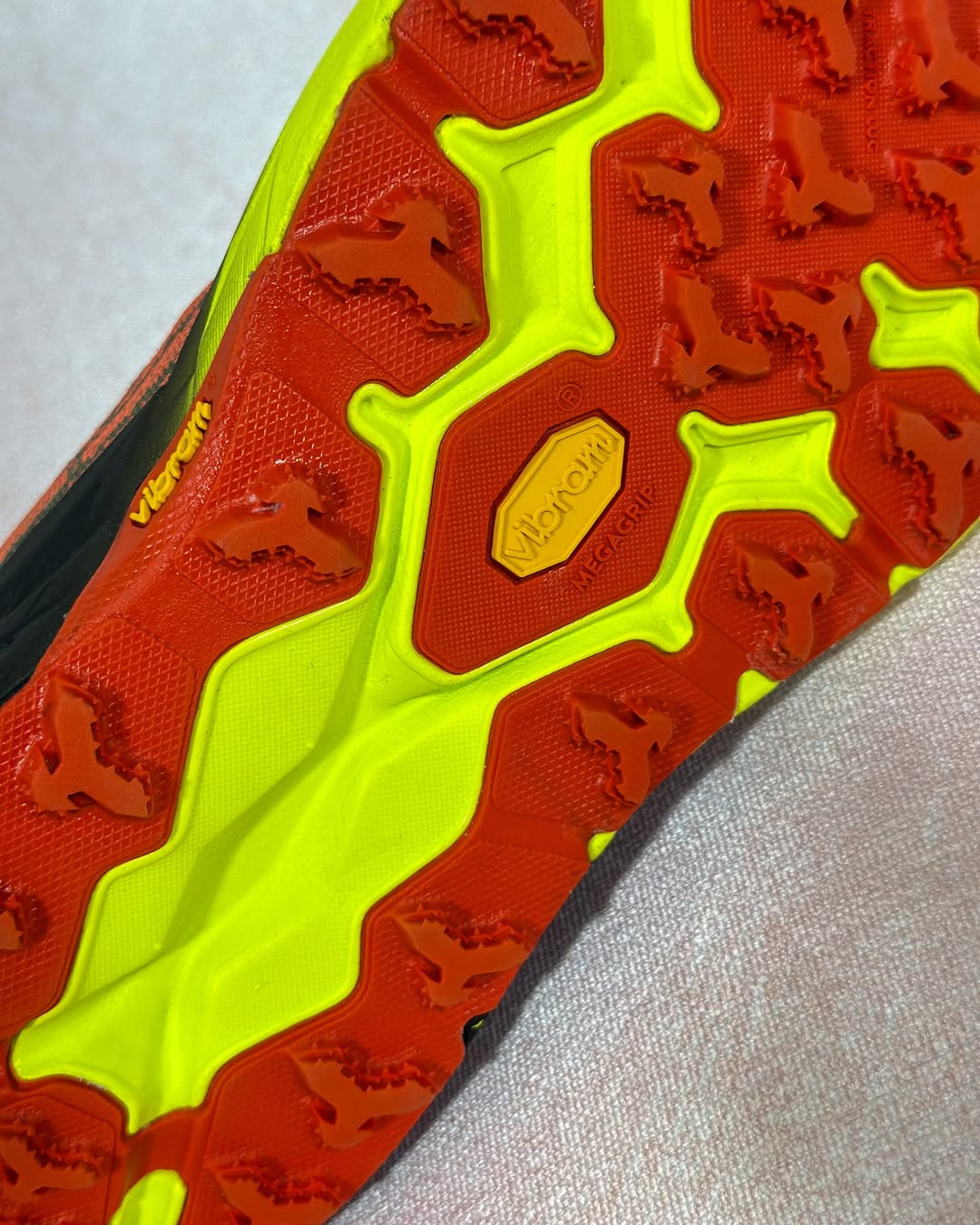 کفش هوکا اسپیدگوت 5 اهواز - زیره ویبرام